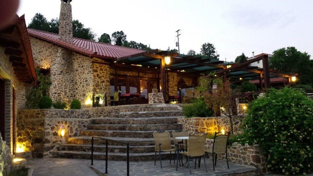 Hotel Loggas Sidhirokhórion Екстериор снимка